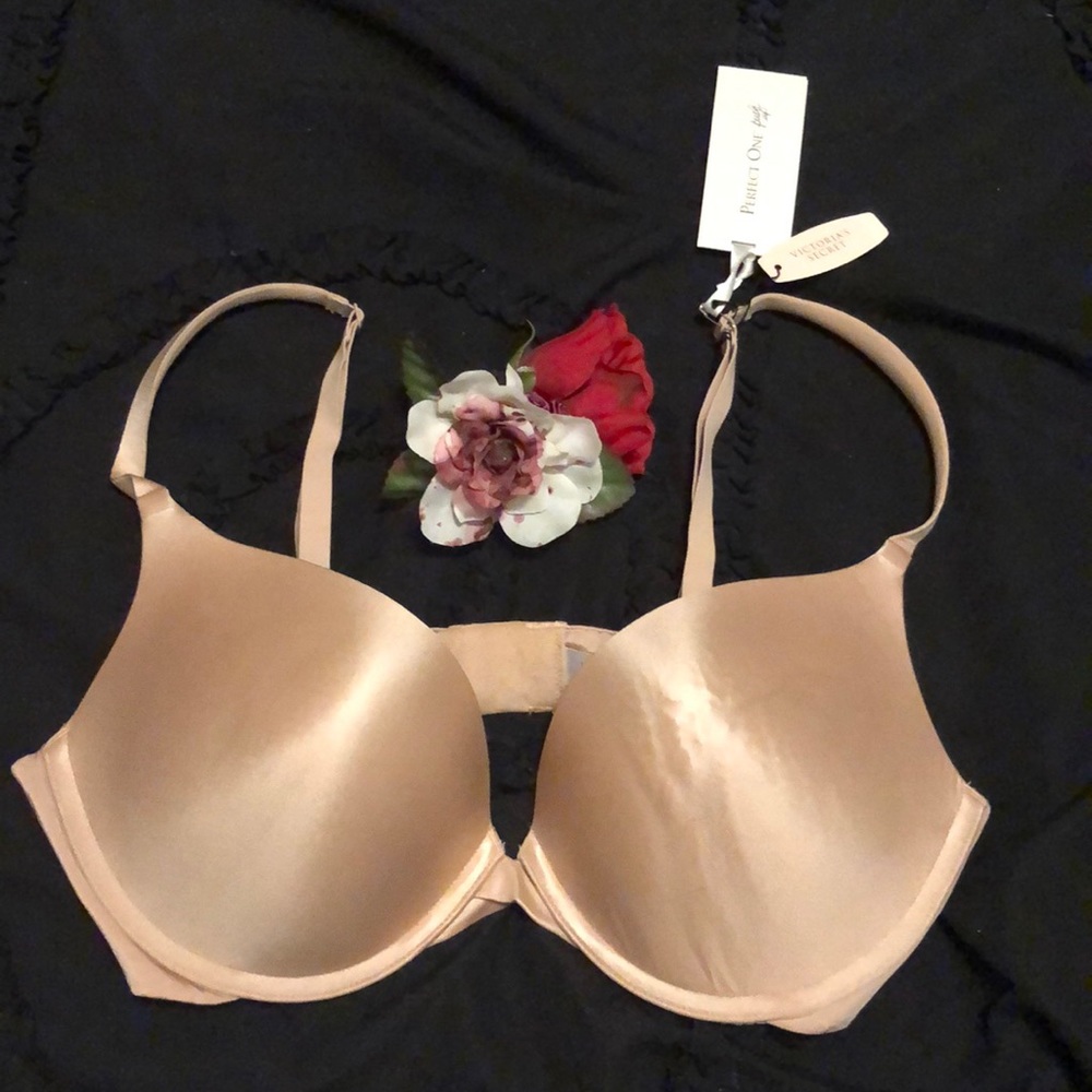 Victoria’s Secret Perfect One Push Up Nude 38D 💋
